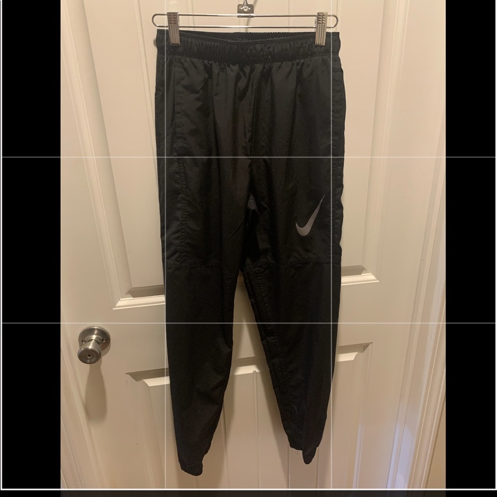 Nike Dri Fit lightweight jogger